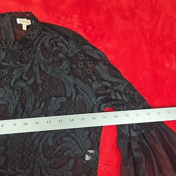 Peach Black Sheer Lace Blouse Floral Scalloped Trim Whimsigoth Coquette Size M - Picture 6 of 16